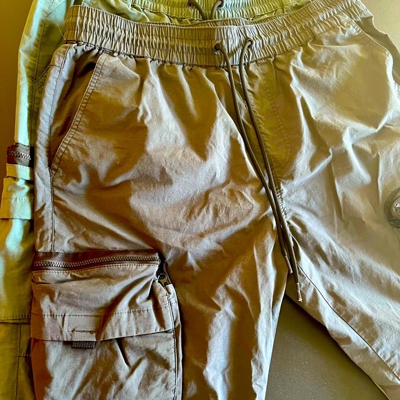 PacSun Performance Gray Slim Cargo Joggers - Picture 4 of 8